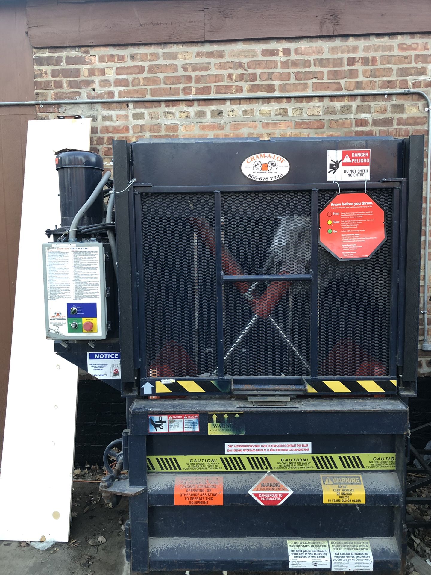 Cram a lot Vertical Baler