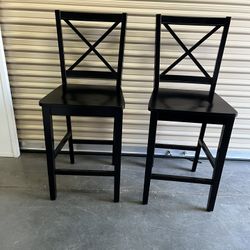 2 Beautiful Farmhouse Bar Chairs With Beautiful Cushions 