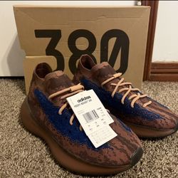 adidas Yeezy Boost 380 Size 10 Never Worn