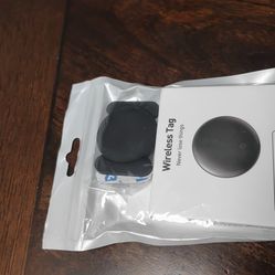 NEW Smart Bluetooth Item Tracker - Works with Find My