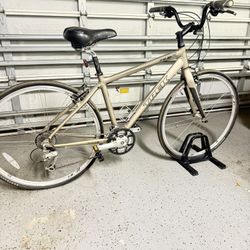 TREK FX 7.5 Road Bike