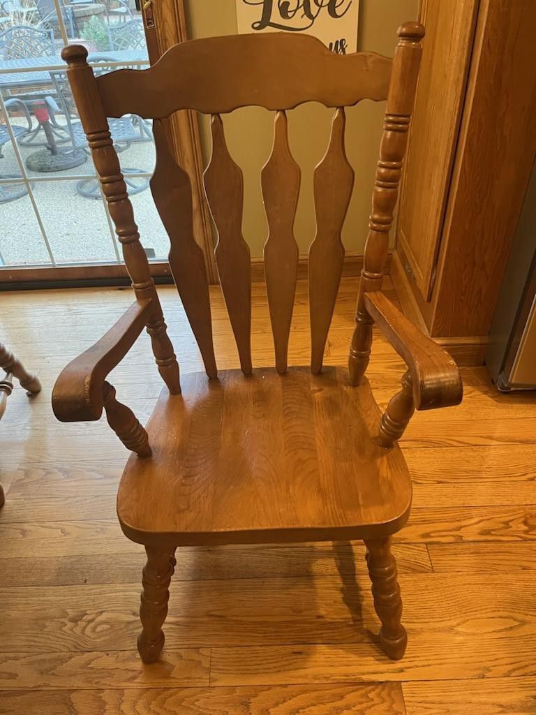 Wooden Dining Table Chairs: 2 Captain & 4 Side