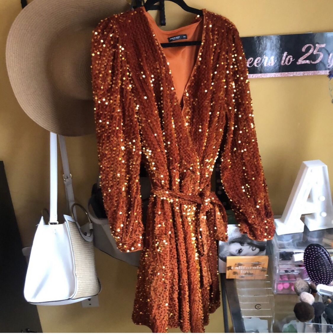Shein curve sequin v neck long sleeve orange dress… fit and flare…very flattering and accentuates the curves… fits like a 2 xl..price $25…Only wore on