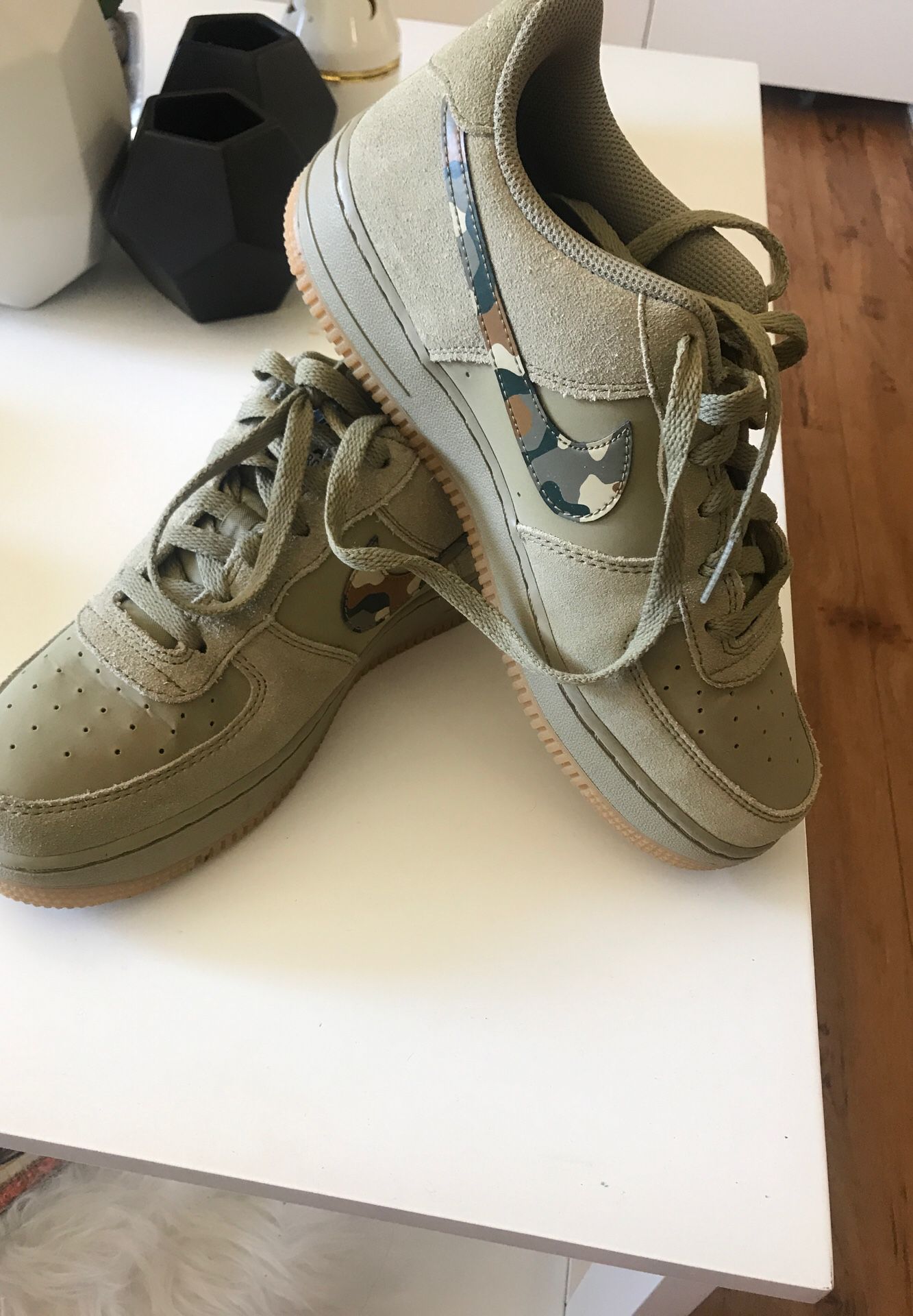 Nike Air Force 1’s costumes
