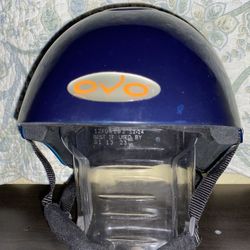 **~O V O~ SNOWBOARDING HELMET**
