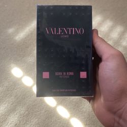Valentino Born In Roma Intense 