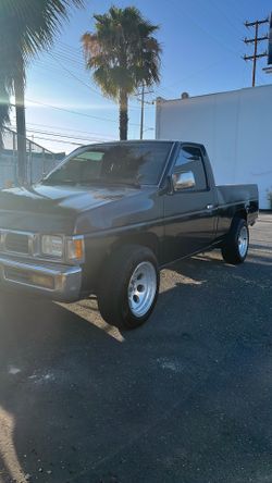 1997 Nissan Pickup Shortbed