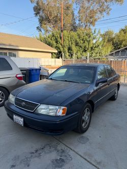 1999 Toyota Avalon xl