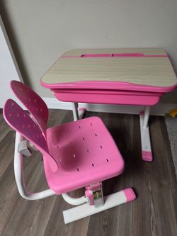 Pink Kids Desk and Chair Set