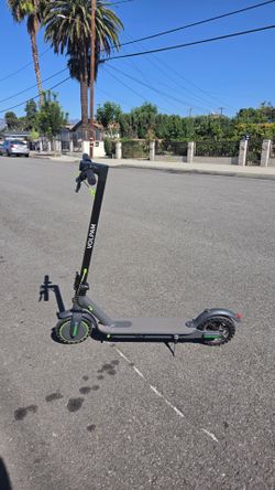 Adult electric scooter