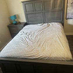 Gray 3 Piece Bedroom Set
