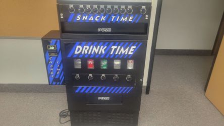 Snack and beverage vending machine
