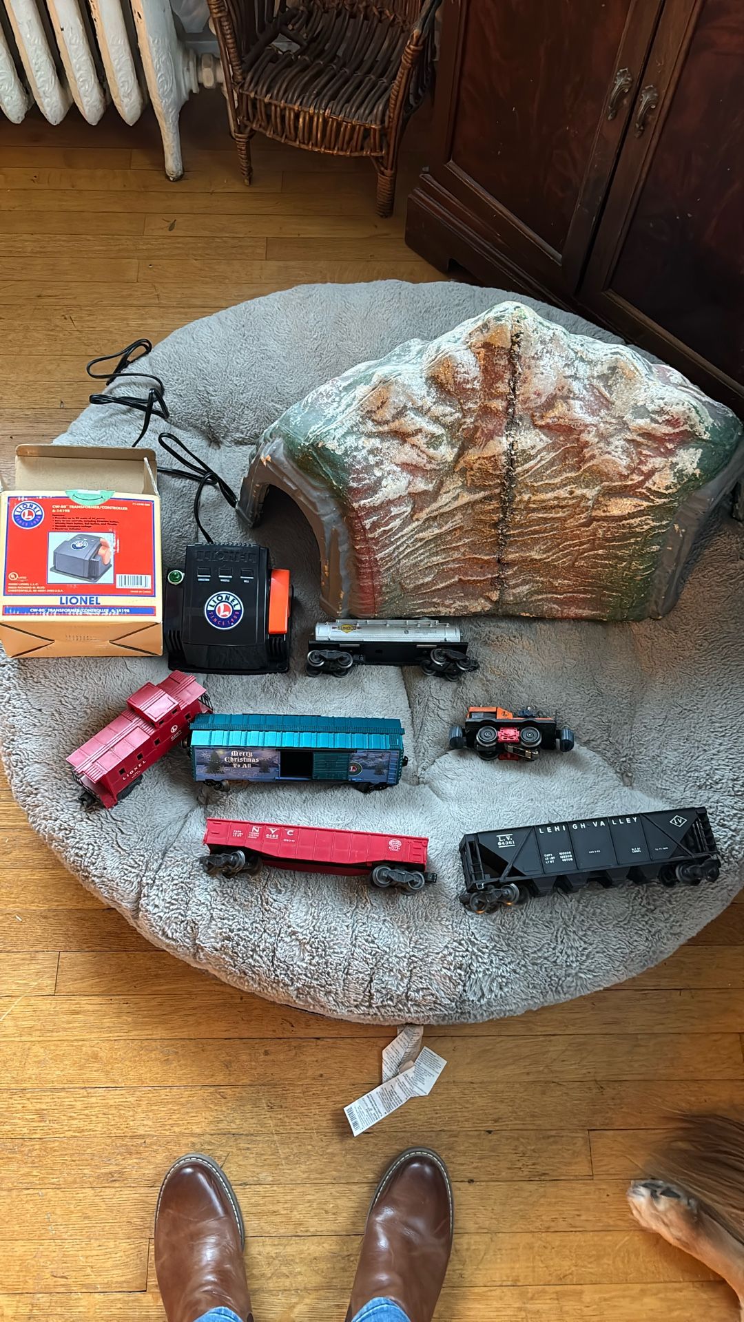 Lionel HO Train Set 1950s & Mix Newer Track/transformer