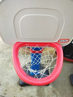 Little Tikes Children's Basketball Court 