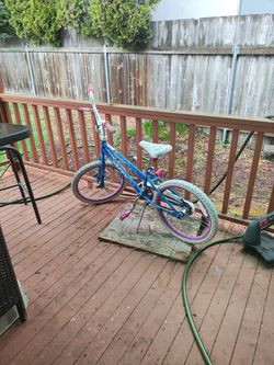 Girls Bike 