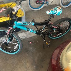 Girls or boys bike