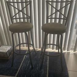 Swivel Seat Bar Stools 