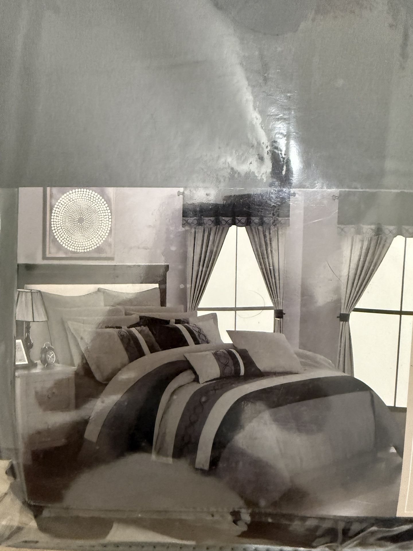 King 24 pc Bedroom Set