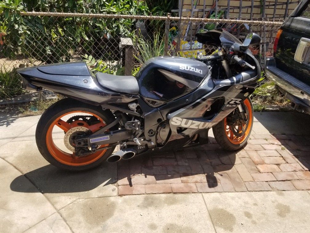 2002 SUZUKI GSXR 750