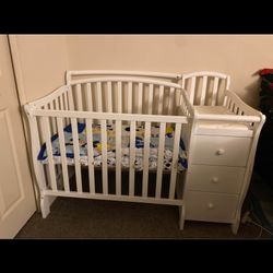 3 In 1 Crib 