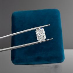 IGI Certified Radiant Shape Lab Grown Diamond 
