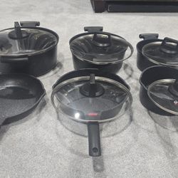 6pc POT AN PAN SET BLACK,BROWN,BEIGE