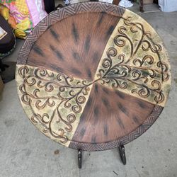 Decorative Plate & Metal Stand