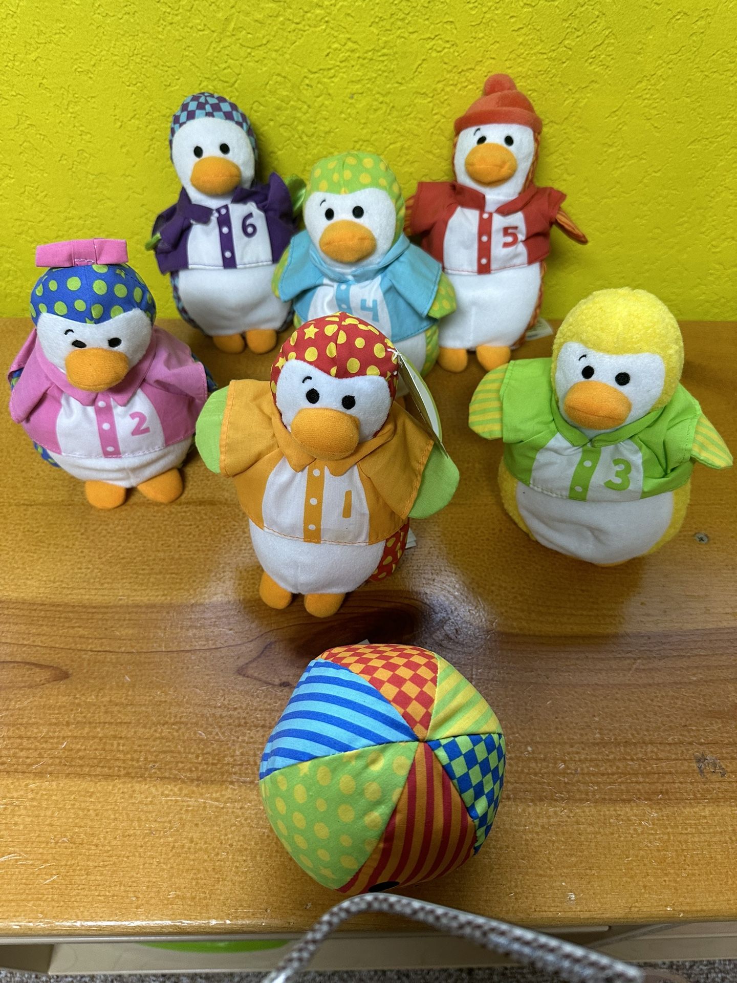 Penguin Bowling 