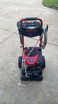 Troy Bilt 2700 psi pressure washer