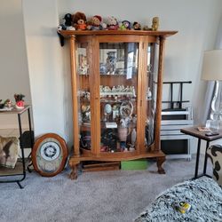 Antique Oak Curio Cabinet 