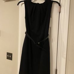 Women’s Black Dress Size 2 Excellent Condition 