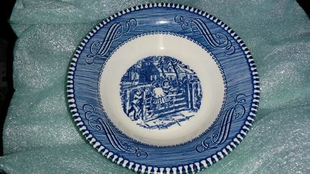 6 Curried and Ives salad bowls