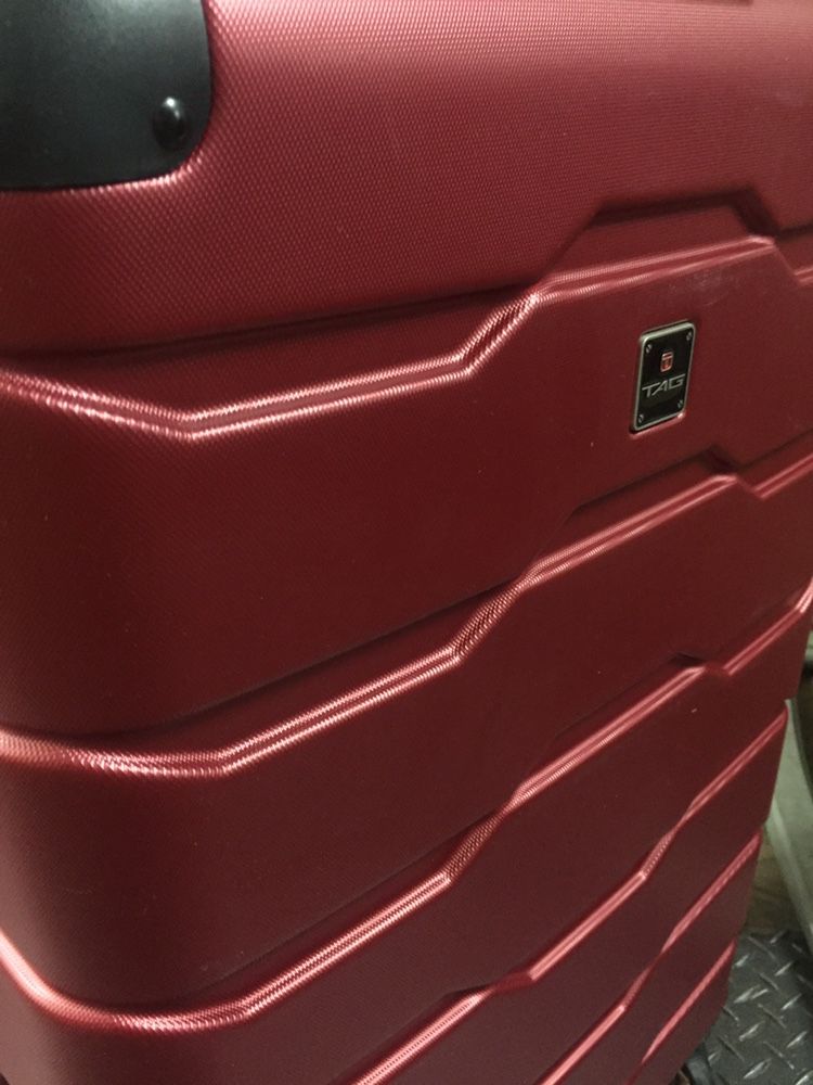 MCYs Luggage pallets, brand names, offered at 20% of retail value