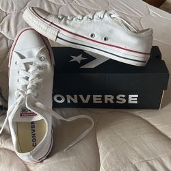 Converse Tennis Shoes