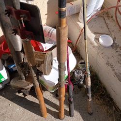 I Have All These Fishing Poles Well A Few One Great Big Salt Water And The Rest Of Freshwater Please Don't Ask Me The Specs On Them Cuz I Don't Know 