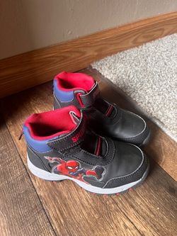 Toddler shoe