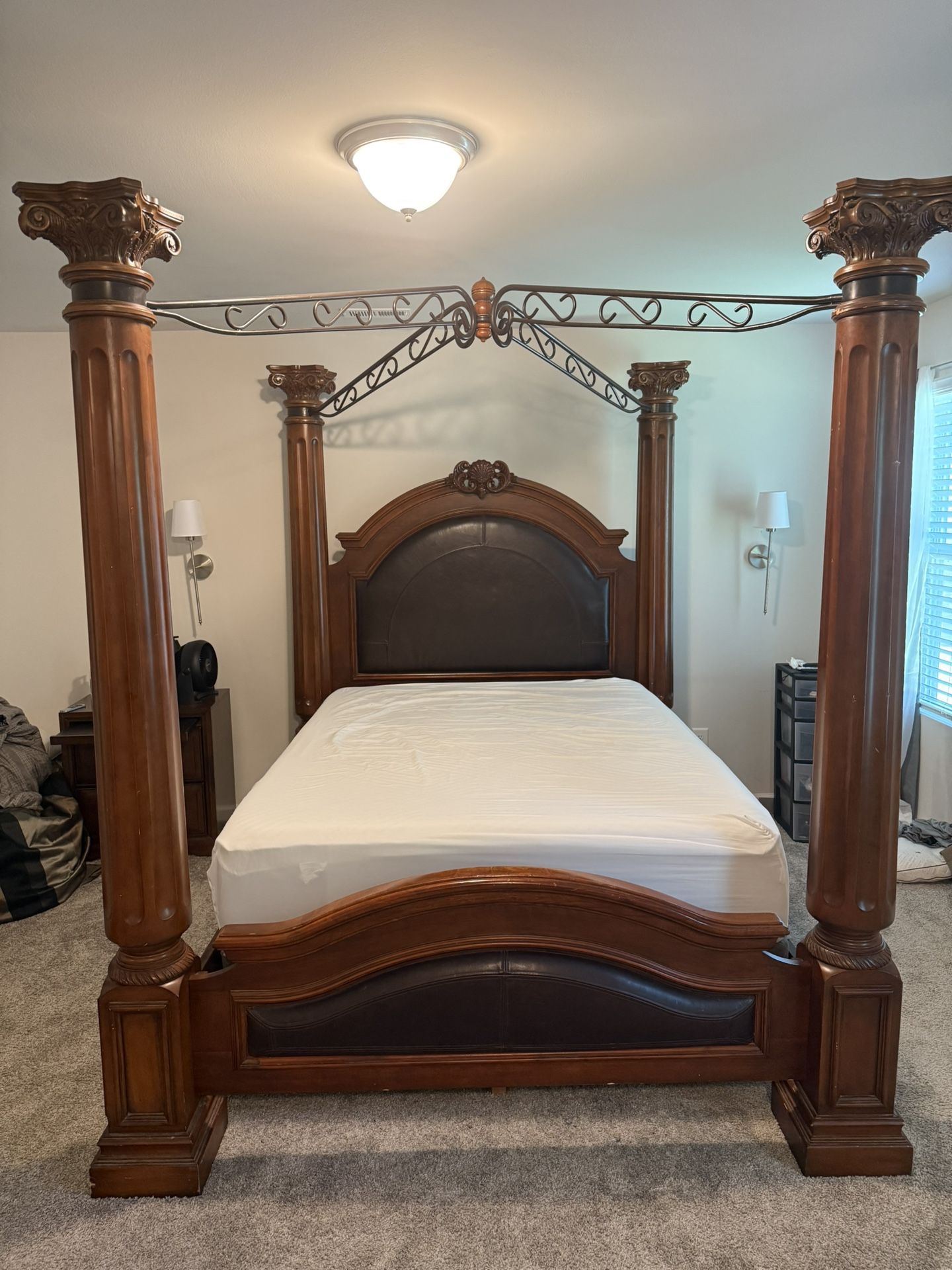 Queen Canopy Bed