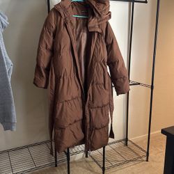 Women’s Long Puffy Jacket