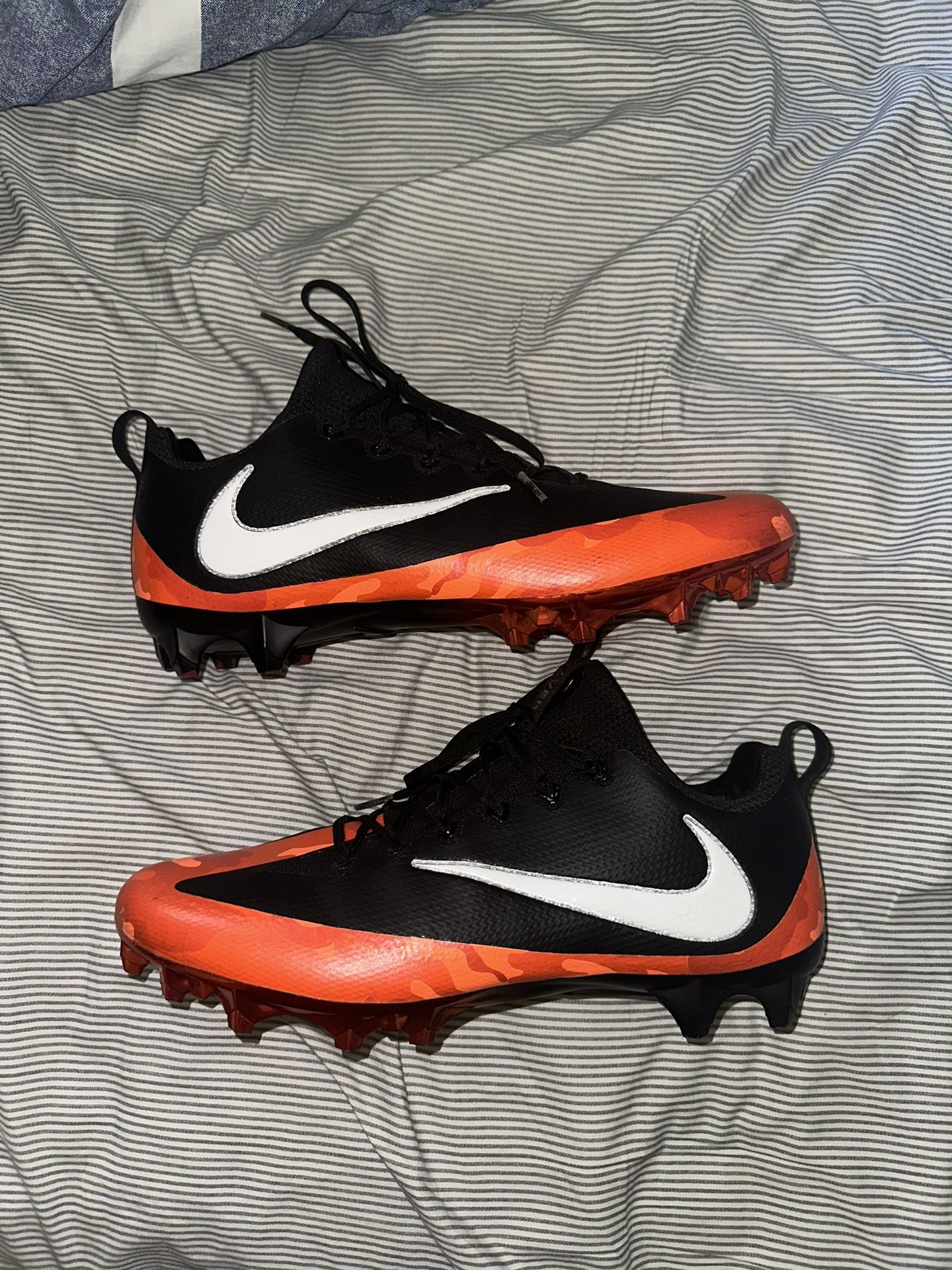 Nike Vapor Untouchable Pro CF Low TD Football Cleats Oregon state Players Exclusive
