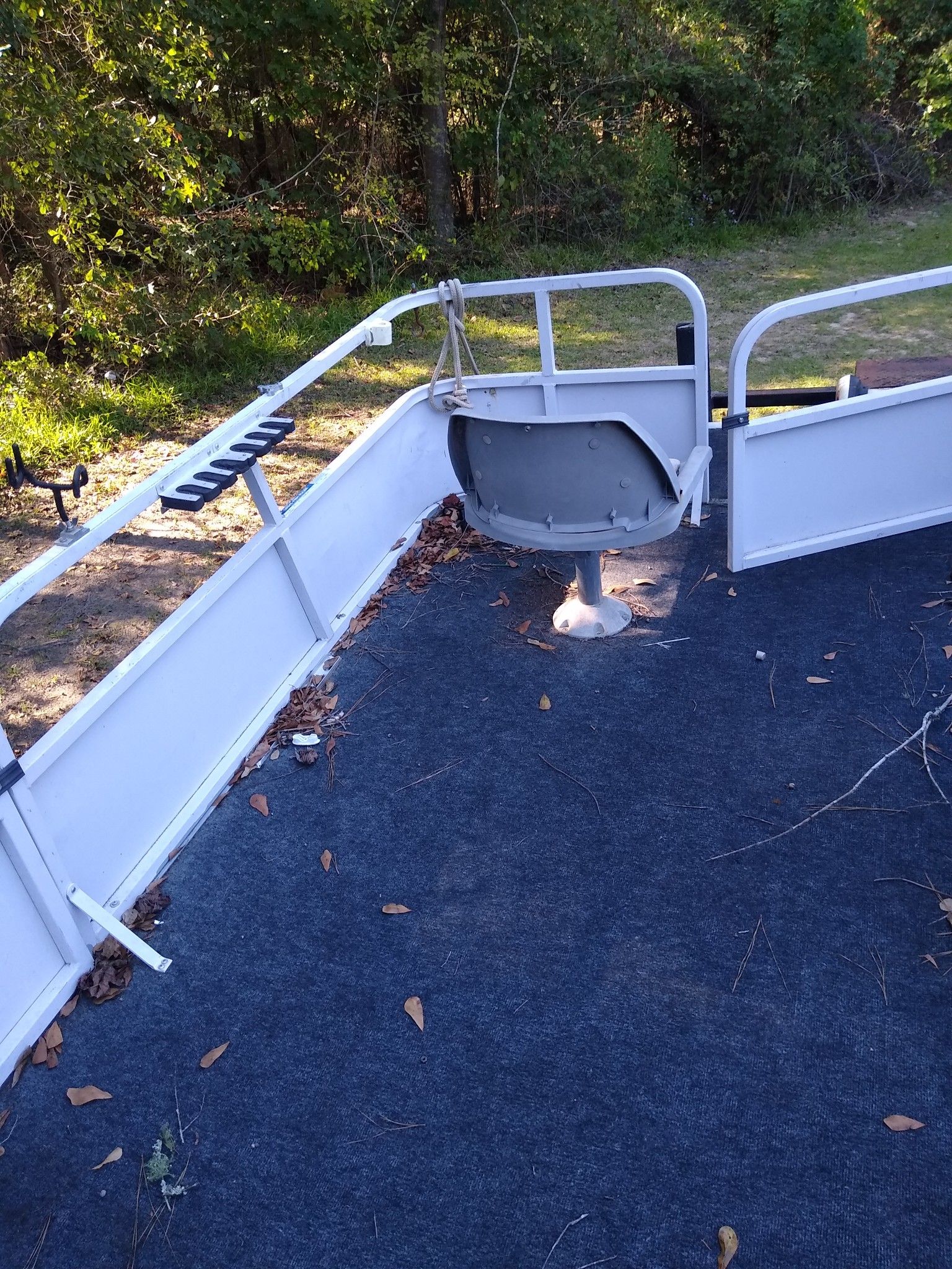 Crestliner Pontoon Boat 24ft for Sale in BROOKSIDE VL, TX OfferUp