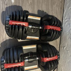 Set of Bowflex Dumbbells 5lb To 52.5 Lbs