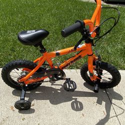 Bikes And Child Seat For Bike 
