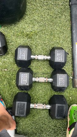 35-40 lbs hexagonal dumbelles💪