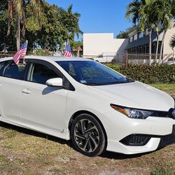 2017 TOYOTA COROLLA IM 