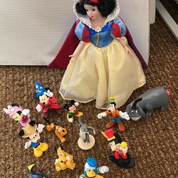 Lot Of 13 Disney Characters 