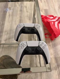 PS5 controller