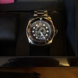 Gucci Dive Watch 