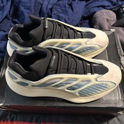 Adidas Yeezy Boost 700 V3 “Kyanite”