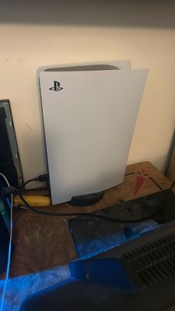 Ps5 Disc Version With 2 Controllers And A Controller Charger