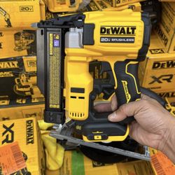 Dewalt 20v Cordless Pin Nailer 23ga Tool Only